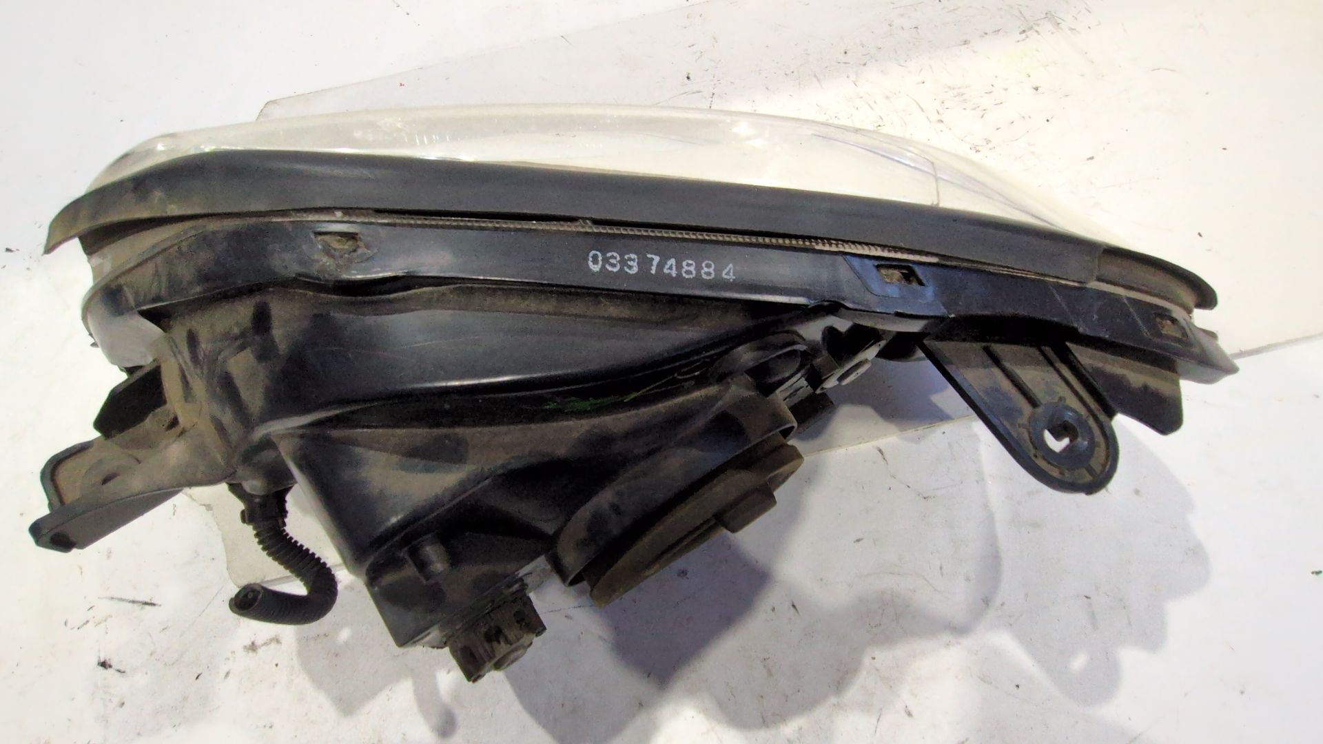 faro_derecho_9212025020_hyundai_accent