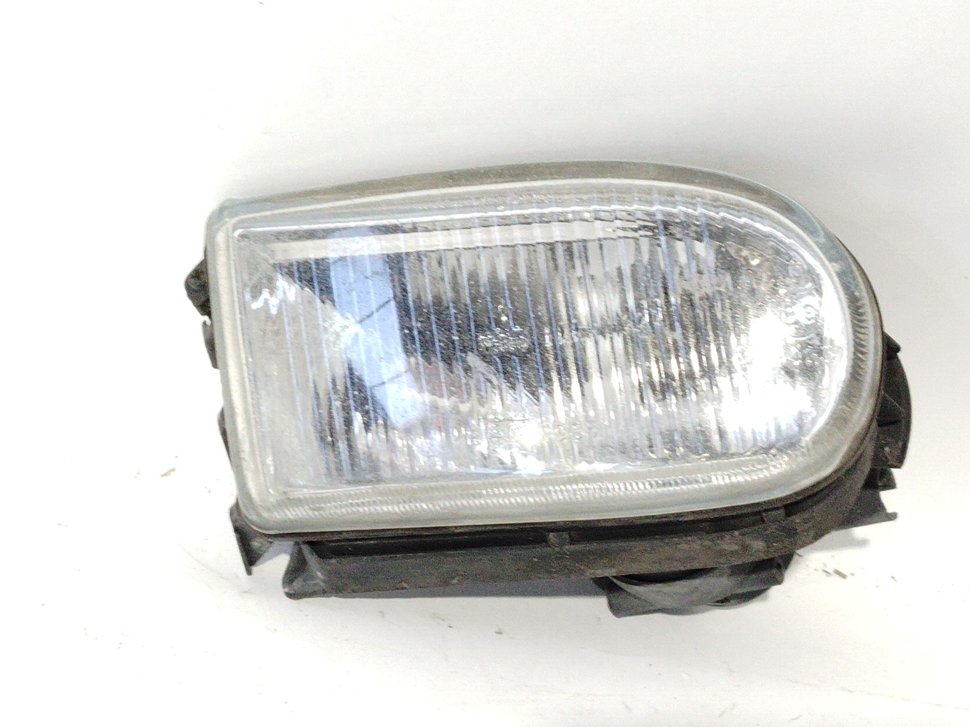 faro_antiniebla_derecho_7701042674_renault_laguna