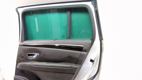 puerta_trasera_derecha_821002020r_color_carroceria_ted69_grey_renault_espace_v_jr_1_6_dci_160