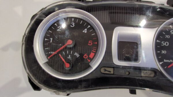 cuadro_instrumentos_8201060299b_renault_clio_iii
