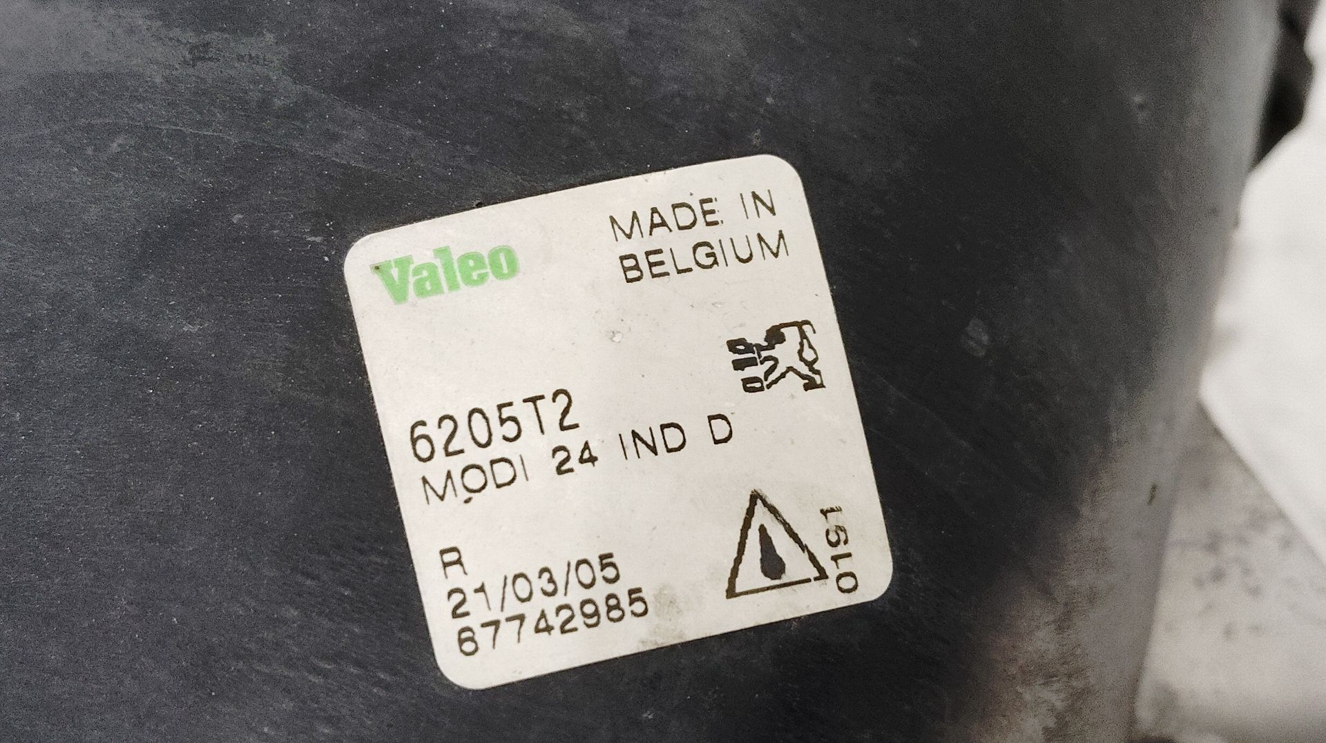 faro_antiniebla_derecho_6205t2_67742985_peugeot_c15xsaraberlingo_peugeot_607_206