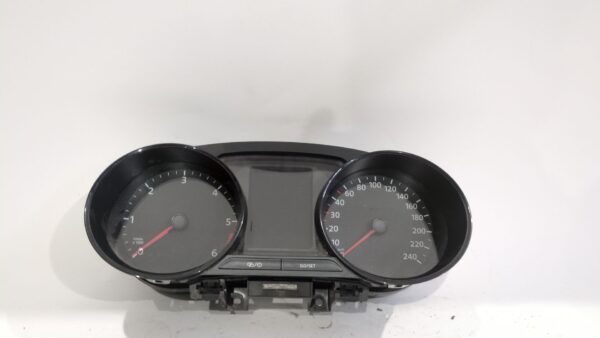 cuadro_instrumentos_6c0920731d_a2c96768100_6c0_920_731_d_volkswagen_polo_v_6r1_6c1_1_4_tdi