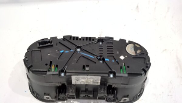cuadro_instrumentos_6c0920731d_a2c96768100_6c0_920_731_d_volkswagen_polo_v_6r1_6c1_1_4_tdi