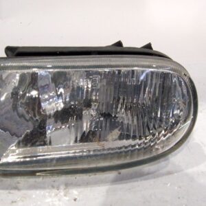 faro_antiniebla_derecho_7701042675_renault_laguna