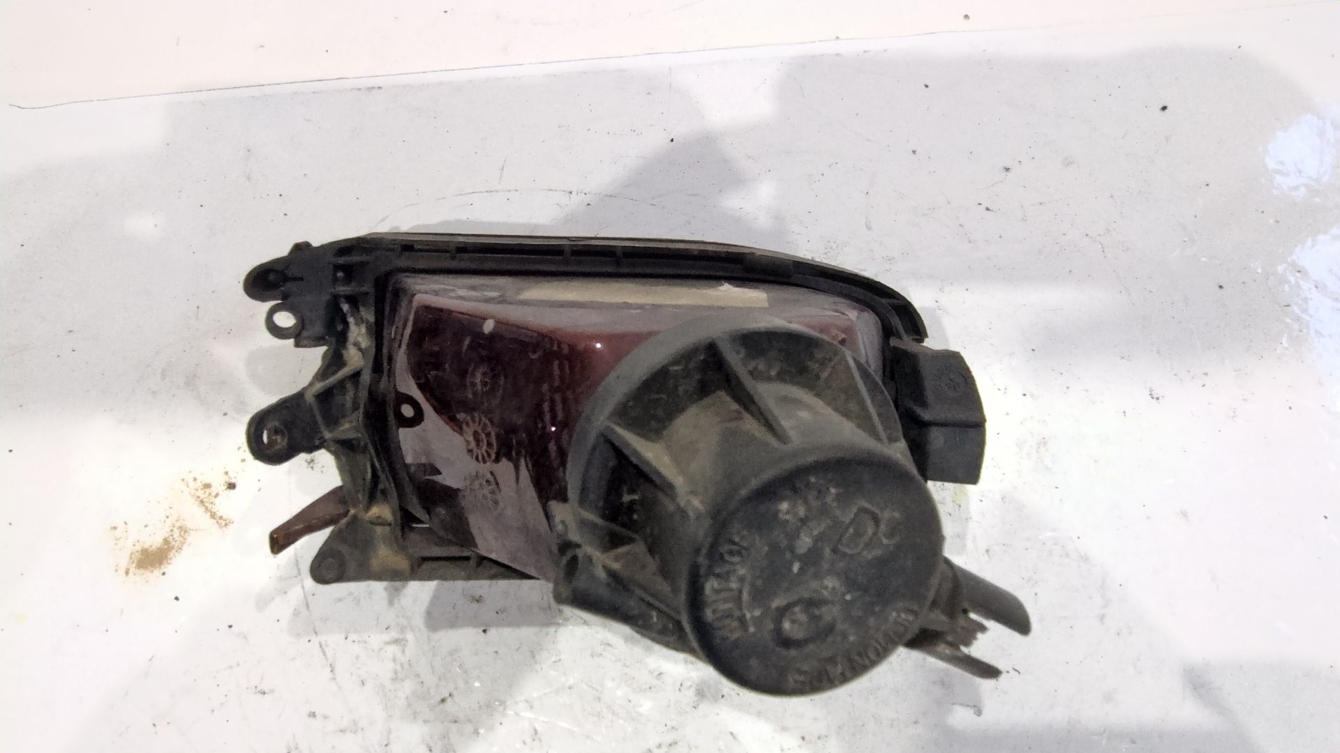 faro_antiniebla_derecho_7701042675_renault_laguna