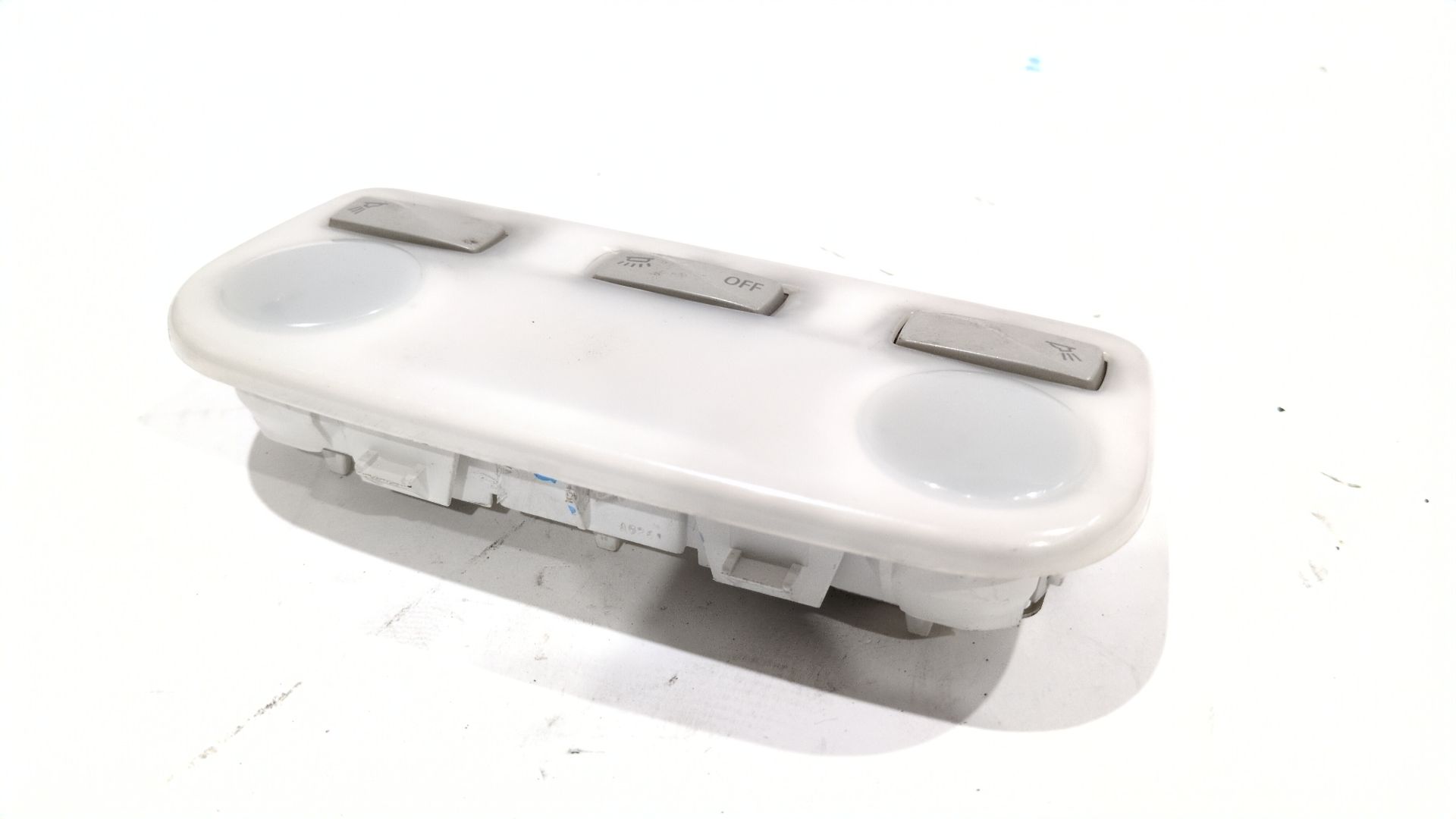 luz_interior_264300008r_renault_megane_iii_coupe_dz0_1_1_9_dci_dz0n_dz0j_dz1j_dz1k