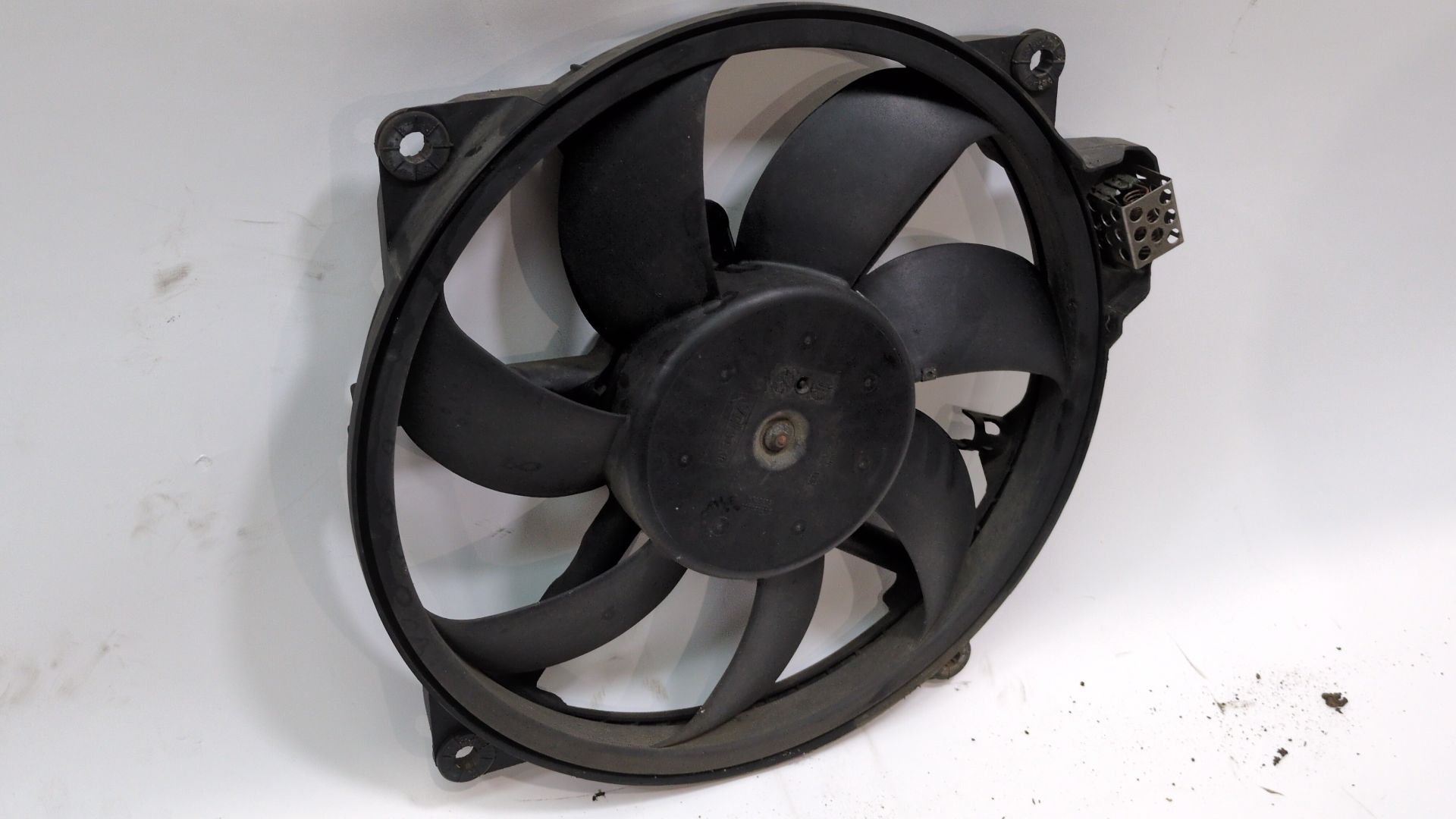 electroventilador_214812415r_renault_megane_iii_coupe_dz0_1_1_9_dci_dz0n_dz0j_dz1j_dz1k