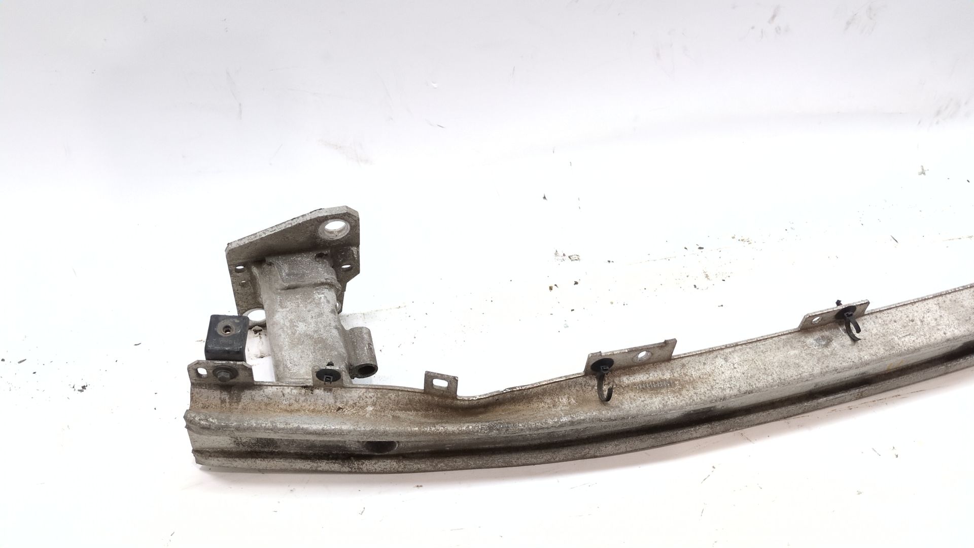 refuerzo_paragolpes_delantero_752100003r_renault_megane_iii_coupe_dz0_1_1_9_dci_dz0n_dz0j_dz1j_dz1k