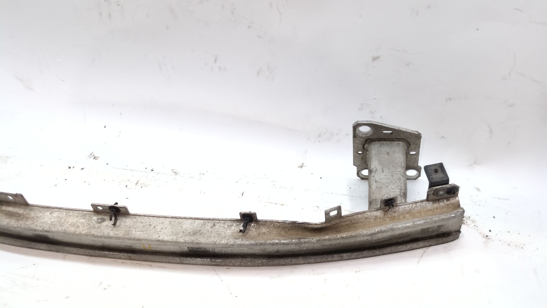 refuerzo_paragolpes_delantero_752100003r_renault_megane_iii_coupe_dz0_1_1_9_dci_dz0n_dz0j_dz1j_dz1k