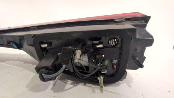 piloto_trasero_izquierdo_interior_265550248r_renault_megane_iv_fastback