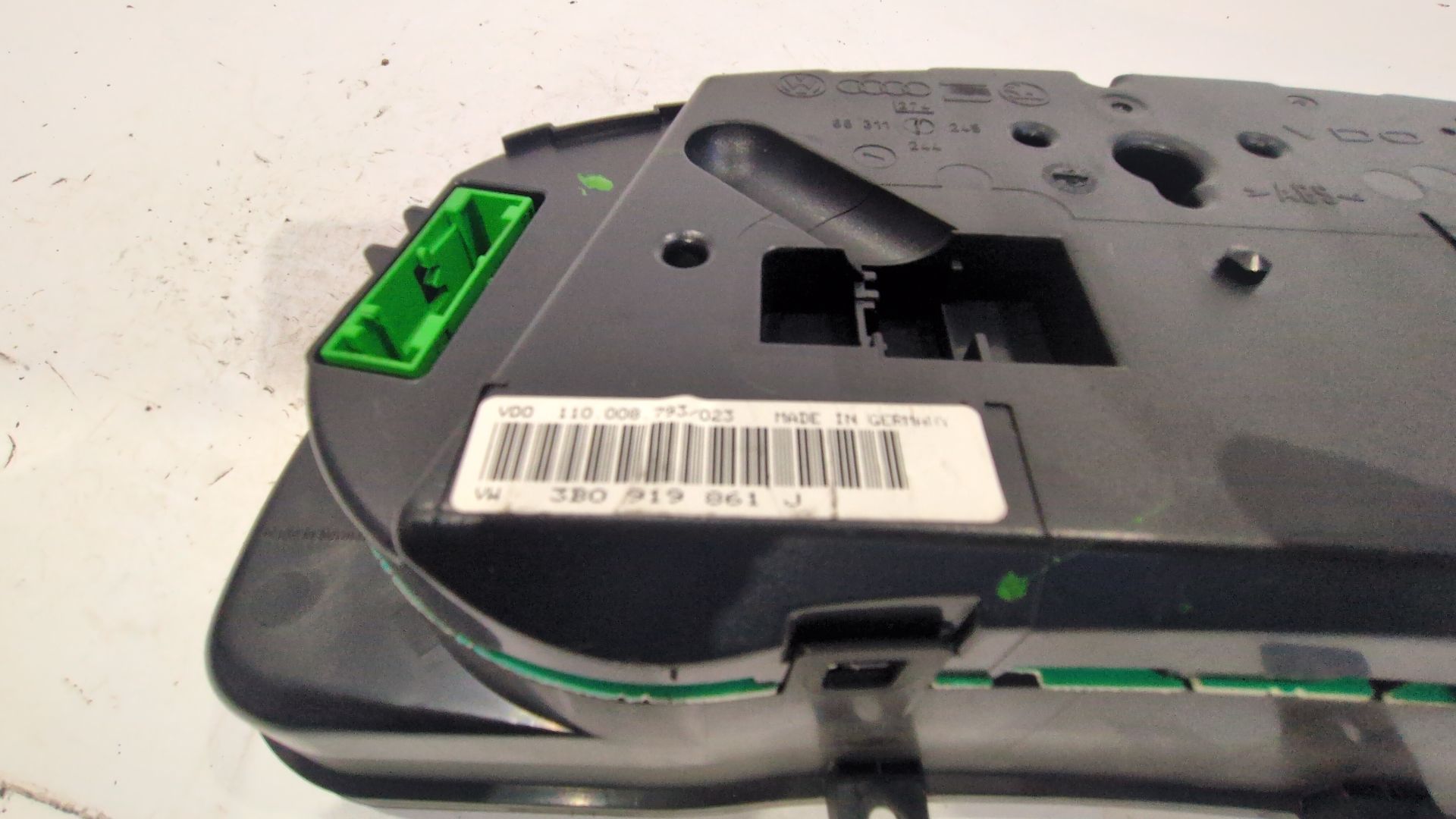 cuadro_instrumentos_3b0919861j_volkswagen_passat_passat_1_6_c_d