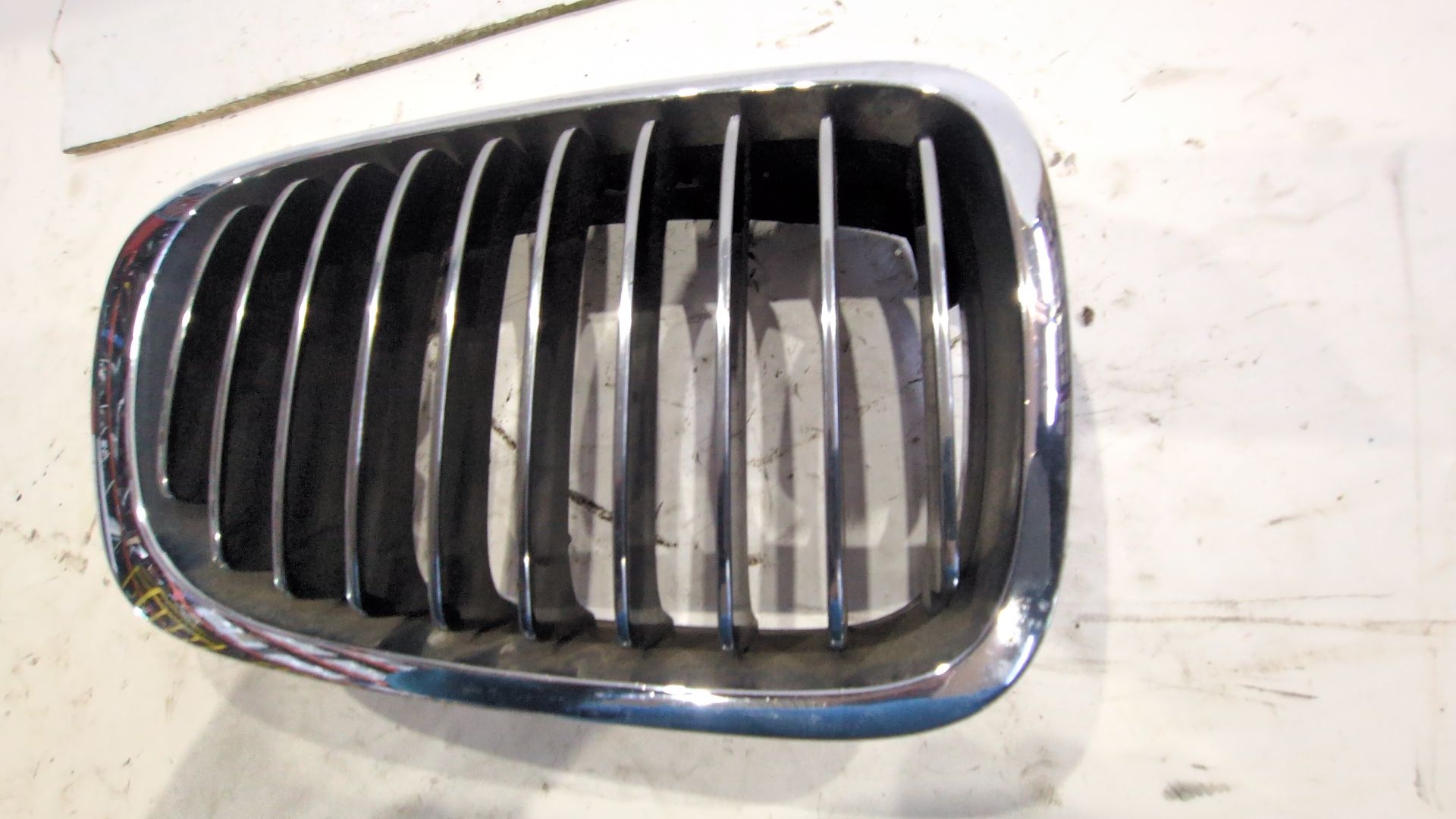 rejilla_delantera_r51138208672_51138220758_51138208686_bmw_serie_3