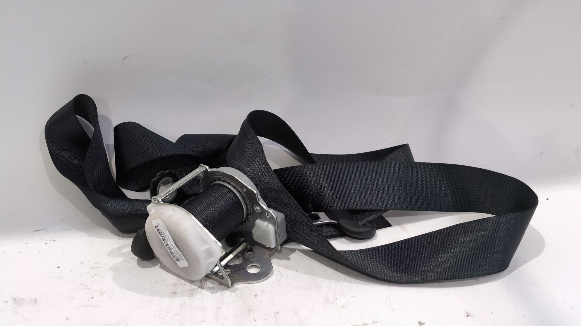 cinturon_seguridad_trasero_derecho_733600h020c0_toyota_aygo_b1_1_0_kgb10