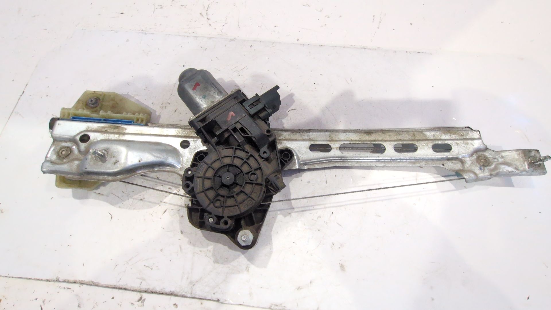 elevalunas_trasero_derecho_c42834103_renault_talisman_al_de