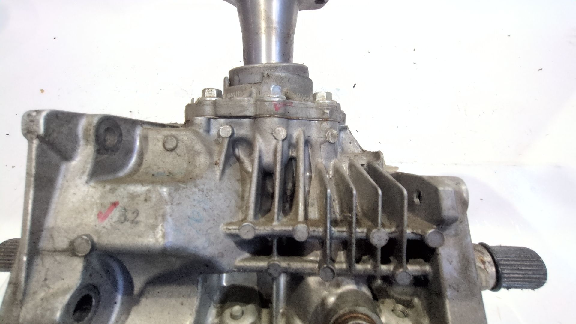 diferencial_delantero_8200988056_dacia_duster_8200988057_al_de