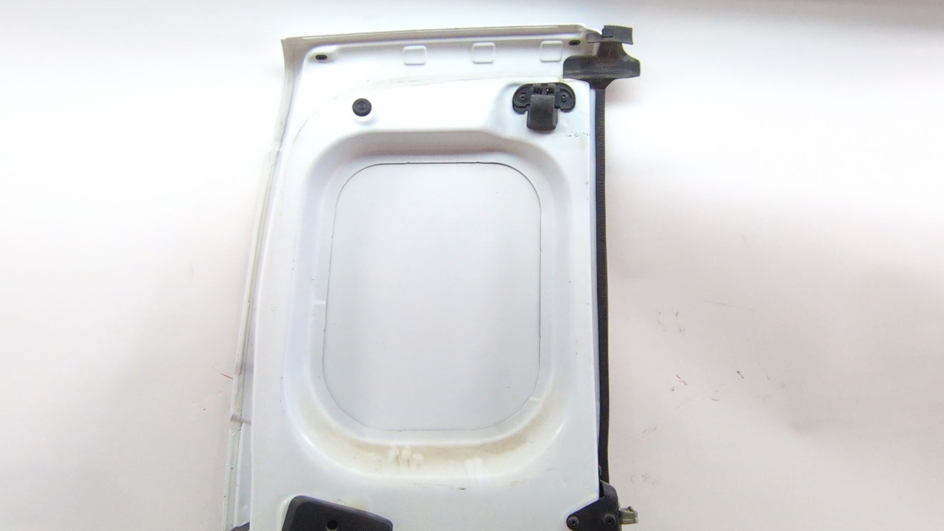 puerta_de_carga_trasera_derecha_901018559r_color_carroceria_ov369_ice_white_bc_dacia_dokker_express_furgoneta_monovolumen_1_5_dc