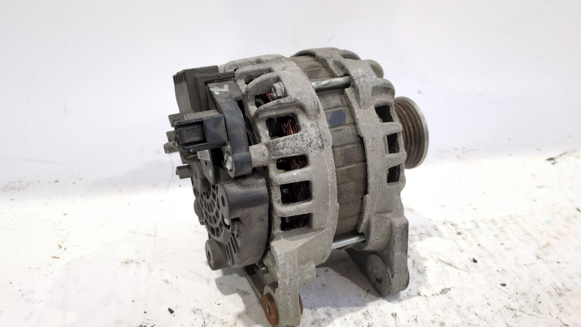 alternador_231008593r_renault_clio_iv_1_2_tce_23100_8593r_al_de