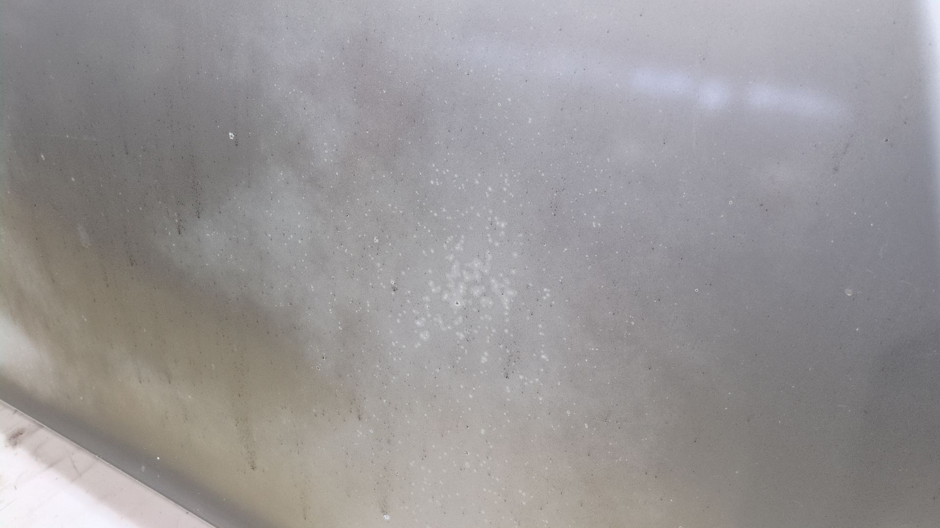 capot_a6397500202_n_de_pintura_9744_color_de_pintura_plata_brillante_metalizado_mb_9744_a_639_750_02_02_mercedes_benz_viano_w639