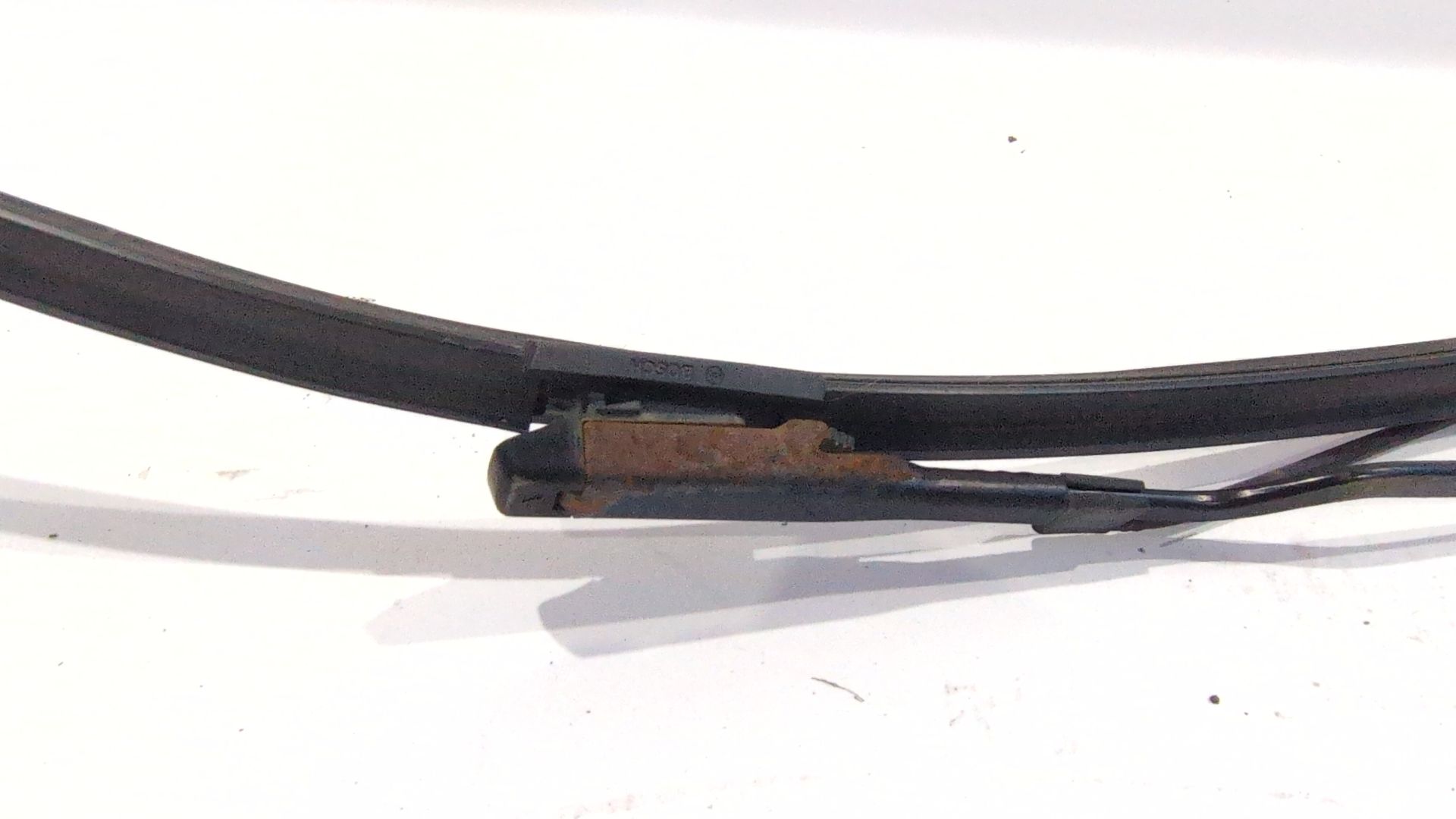 brazo_limpia_delantero_derecho_a0018205544_a_001_820_55_44_mercedes_benz_viano_w639_cdi_2_2_639_811_639_813_639_815_639_711_639