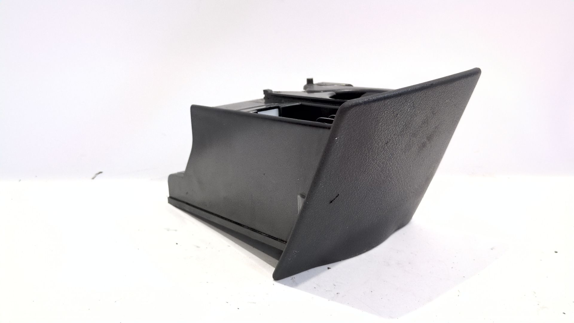 cajon_portaobjetos_sin_referencia_mercedes_benz_viano_w639_cdi_2_2_639_811_639_813_639_815_639_711_639_713