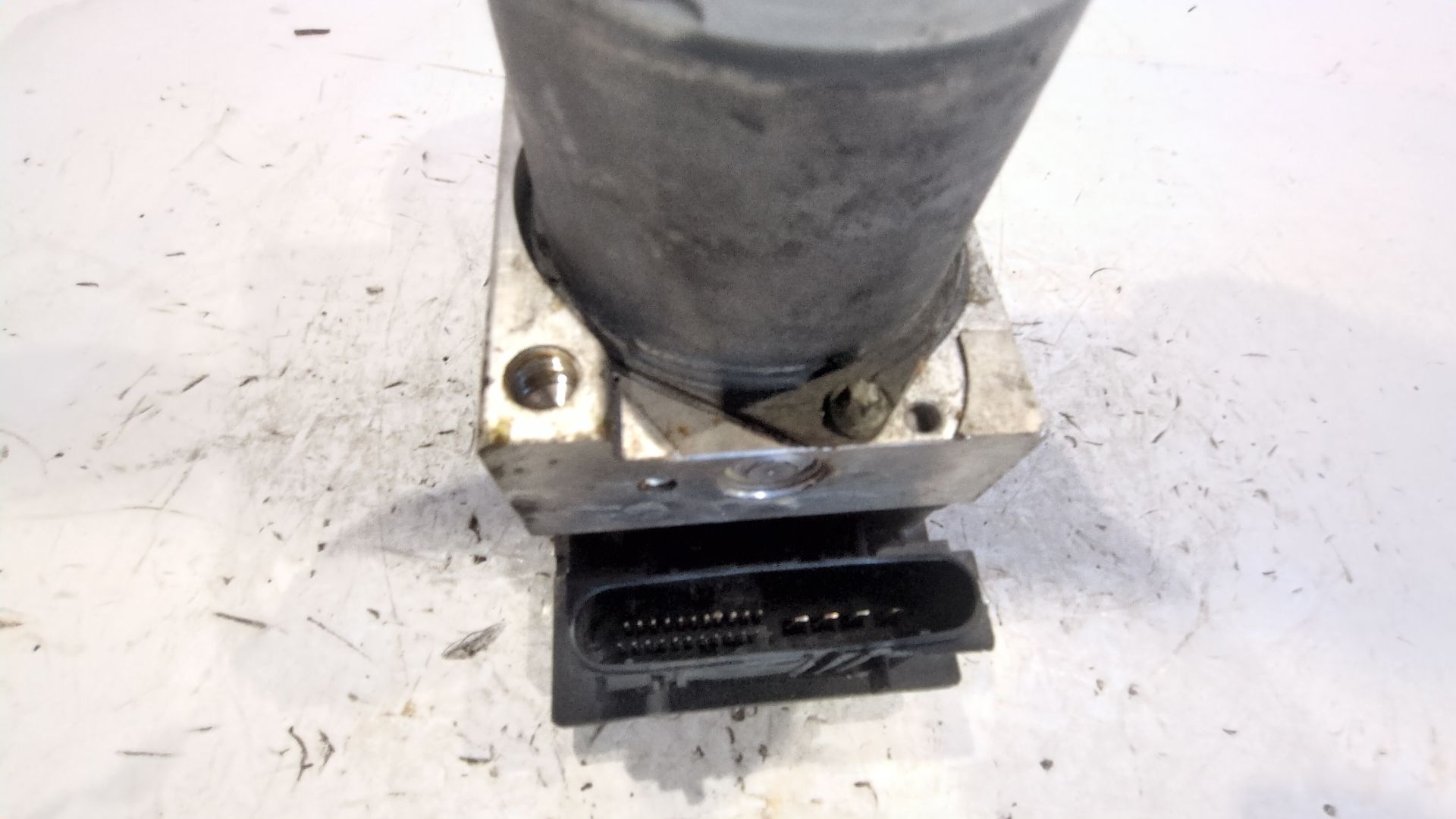 abs_8200377455_renault_megane_ii_a_0265231577_al_de