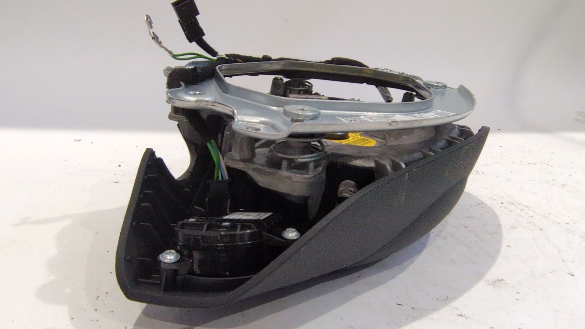 airbag_delantero_izquierdo_a6398600300_a_639_860_03_00_mercedes_benz_viano_w639_cdi_2_2_639_811_639_813_639_815_639_711_639_713