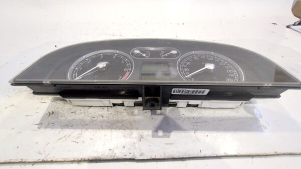 cuadro_instrumentos_554001830600_renault_laguna_ii_fase_2