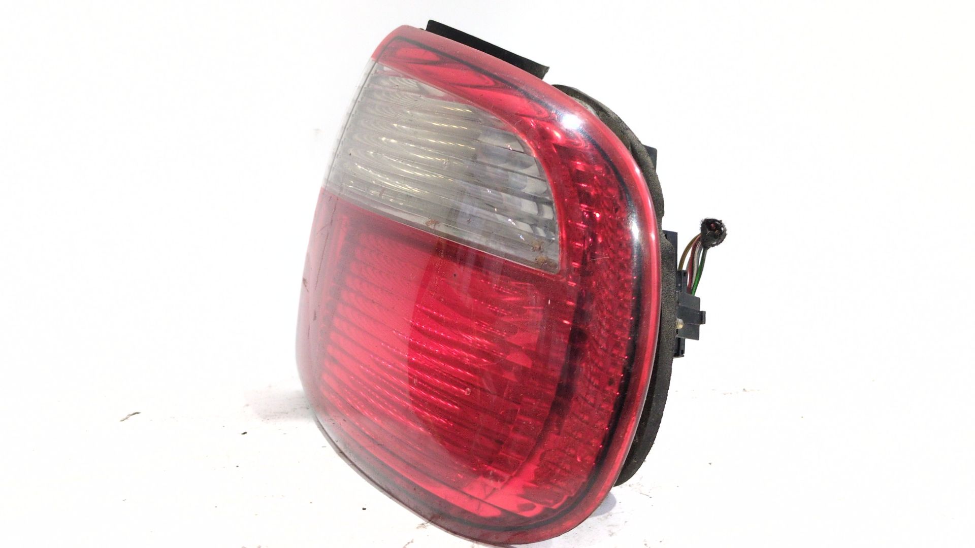 piloto_trasero_derecho_exterior_1m5945096b_seat_toledo_ii_1m2_1_9_tdi