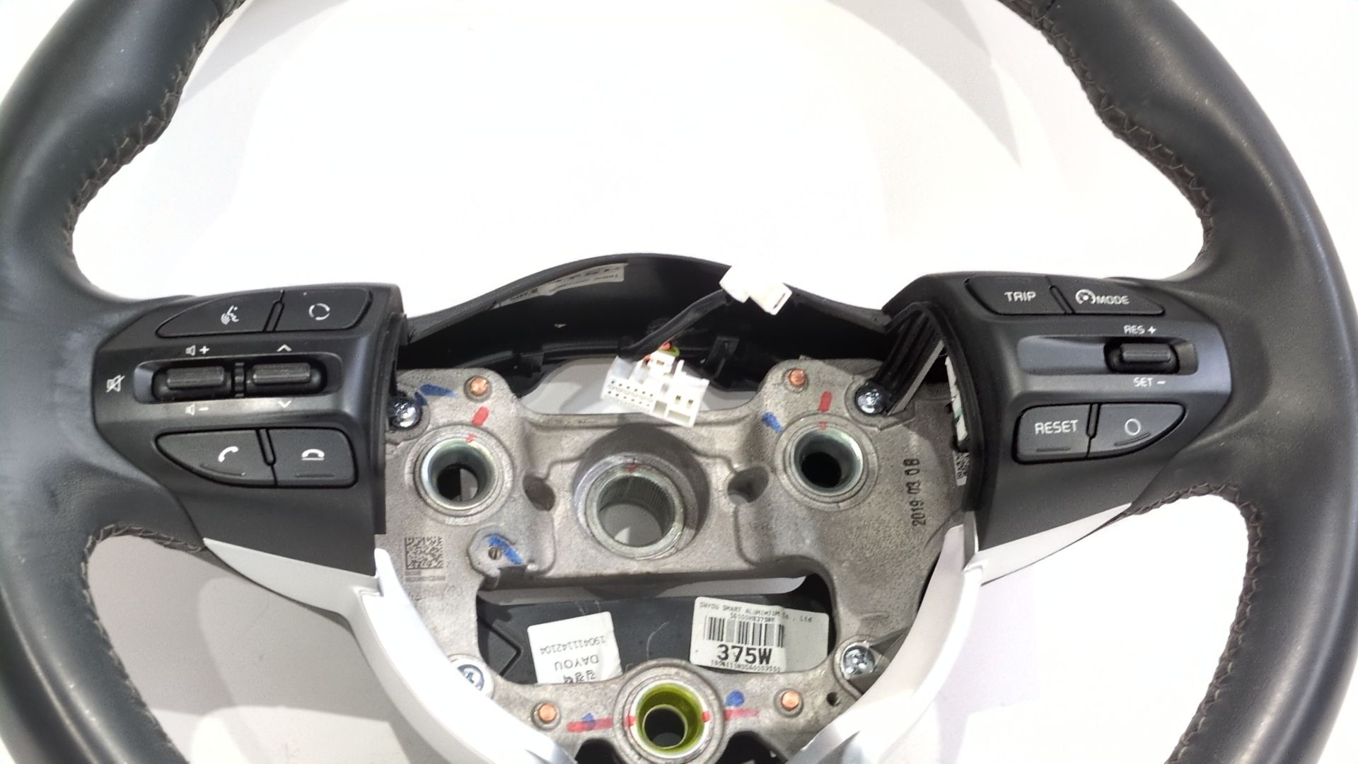 volante_56100h8375wk_kia_stonic_yb_1_0_t_gdi