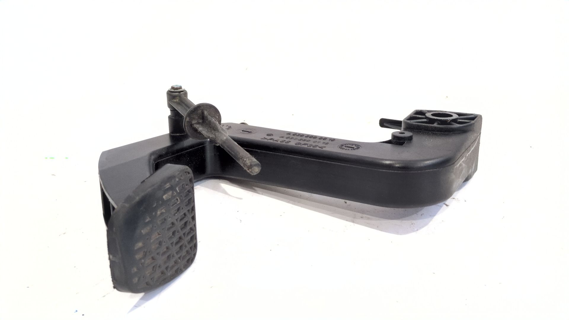 pedal_embrague_6392900216_mercedes_benz_viano_w639_cdi_2_2_639_811_639_813_639_815_639_711_639_713