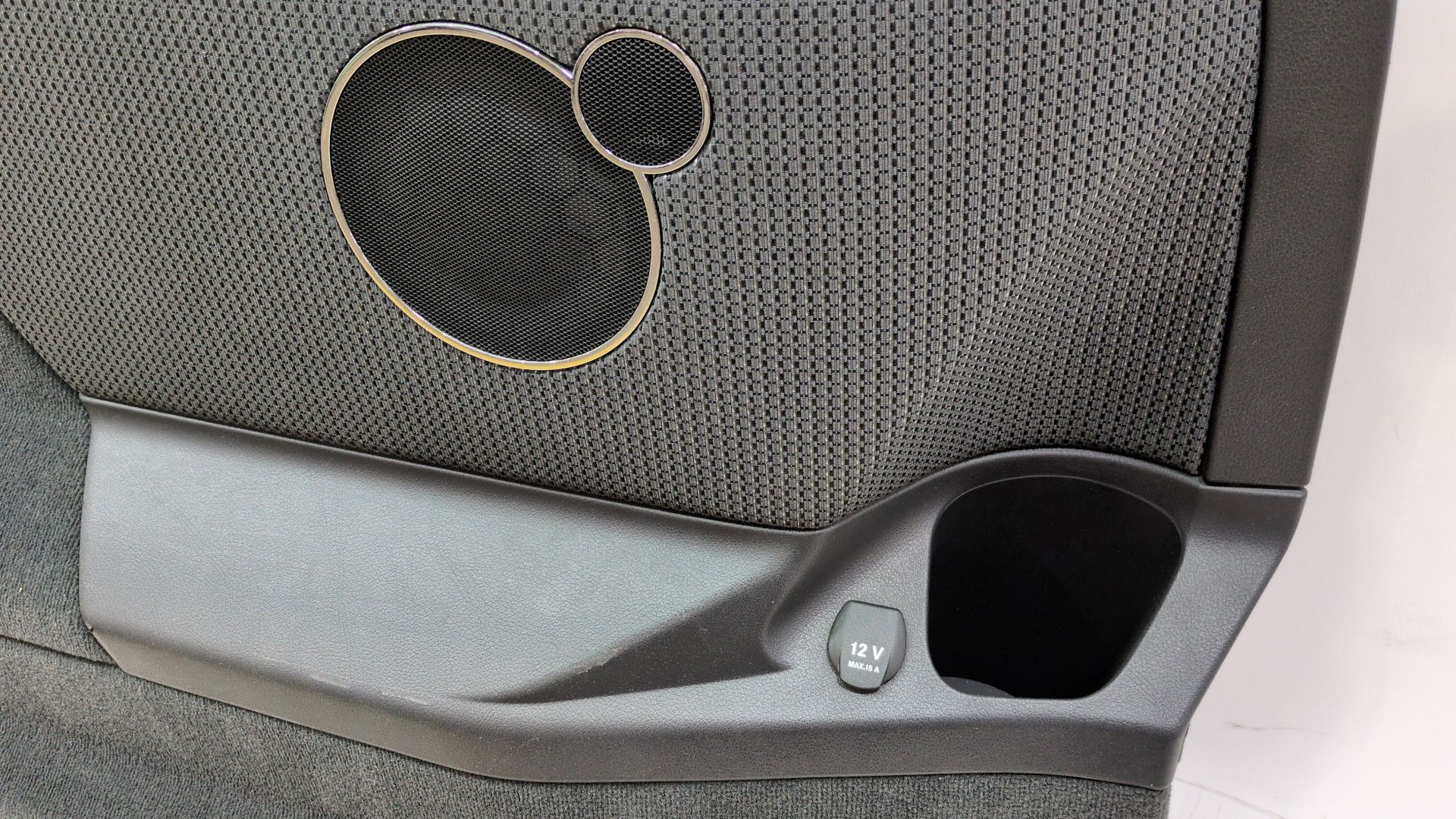 guarnecido_puerta_trasero_izquierdo_p102532065000_mercedes_benz_viano_w639_cdi_2_2_639_811_639_813_639_815_639_711_639_713