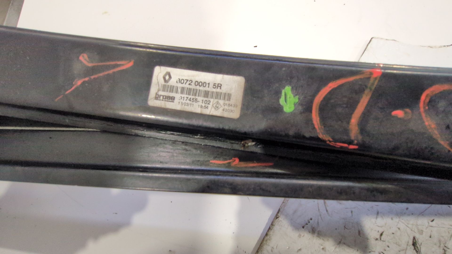 elevalunas_delantero_derecho_807200015r_80730345r_renault_megane_cc_ez0_1_1_5_dci_ez0b_ez07