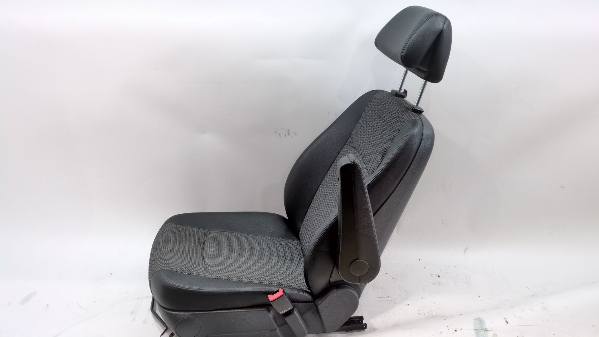 asiento_delantero_derecho_a0039105632_mercedes_benz_viano_w639_cdi_2_2_639_811_639_813_639_815_639_711_639_713