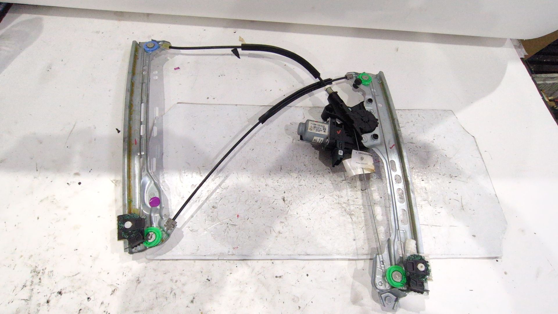 elevalunas_delantero_derecho_807206746r_renault_megane_iv_fastback