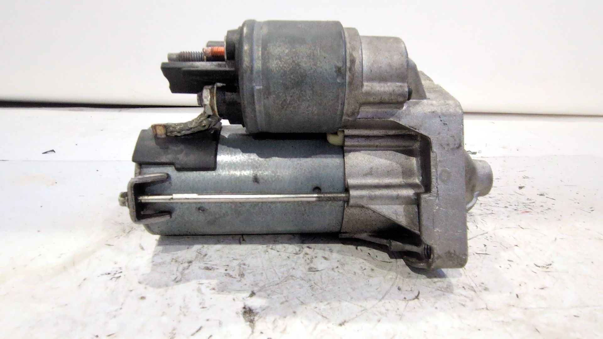 motor_arranque_233003329r_renault_megane_iii_hatchback_bz0_1_b3_1_5_dci_bz09_bz0d_bz1w_bz29_bz14