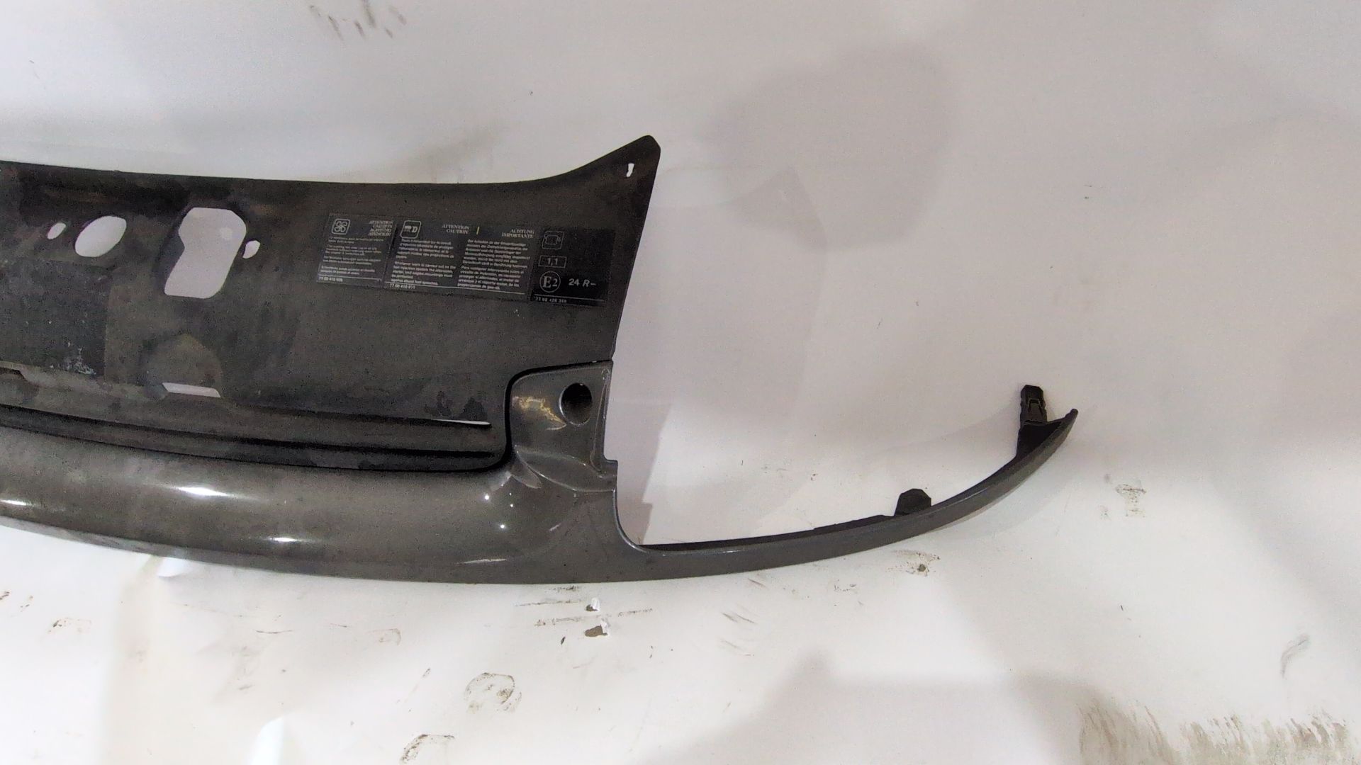 rejilla_delantera_7700846870_7700415849_7700846869_renault_clio_ii_fase1