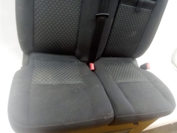 asiento_delantero_medio_y_derecho_kk3164416ed3zhe_tapiceriacapitol_city_ebony_kk31_64416_ed3zhe_ford_transit_v363_furgoneta_fcd
