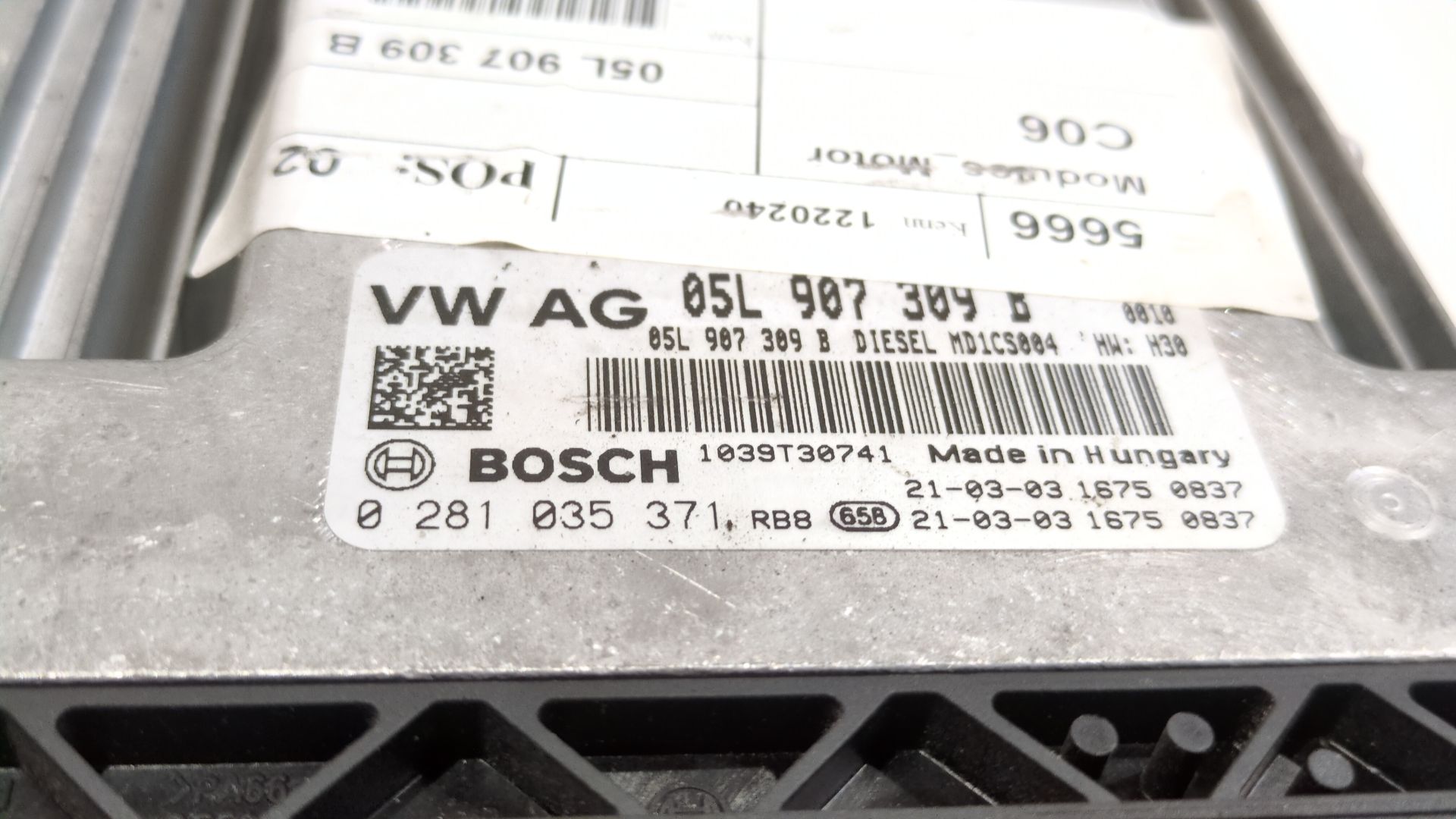 centralita_motor_uce_05l907309b_0281035371_05l_907_309_b_volkswagen_t_roc_a11_d11_2_0_tdi_scr