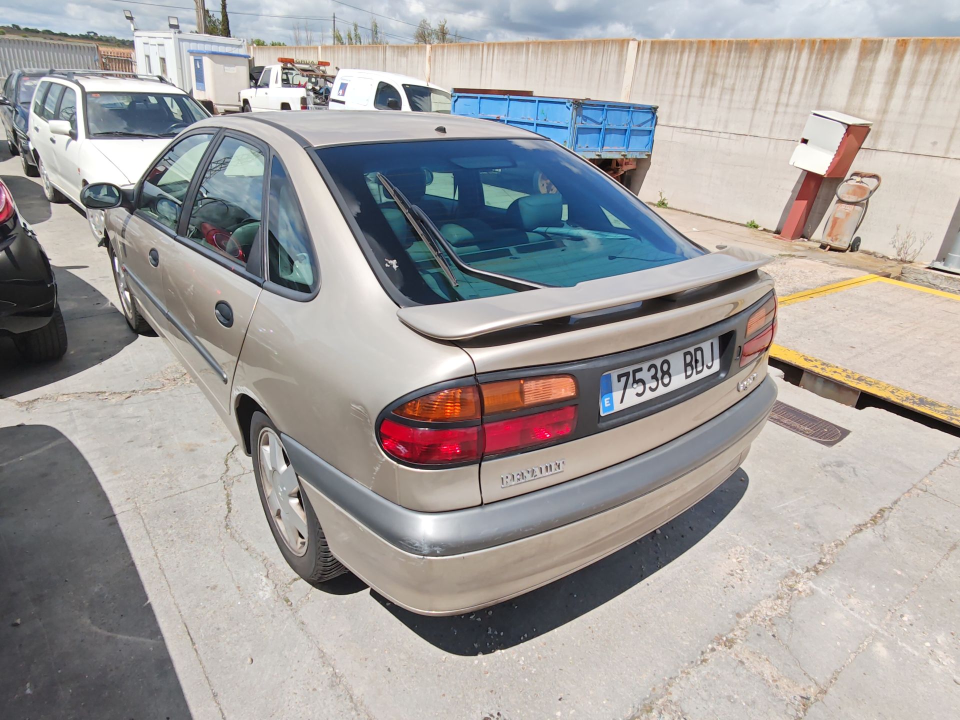 renault_laguna_i_b56_556