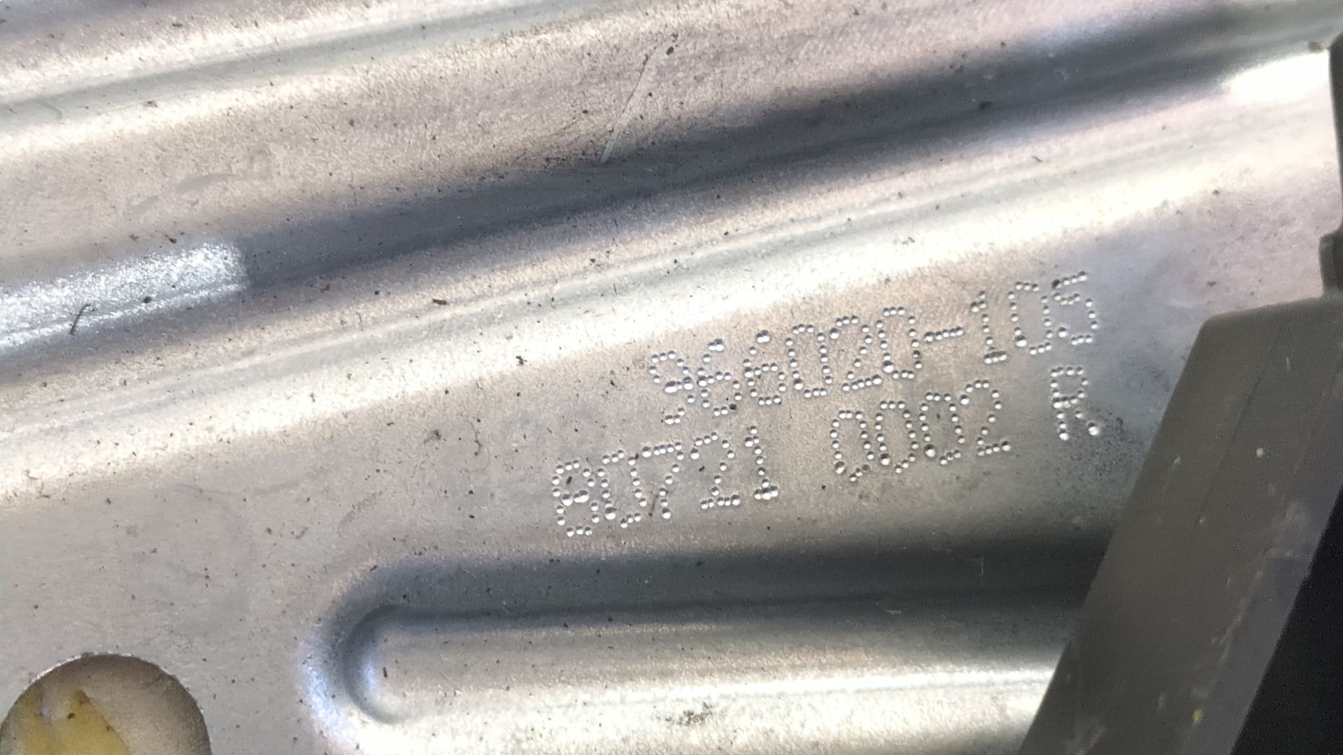 elevalunas_delantero_izquierdo_807210002r_renault_megane_iii_hatchback_bz0_1_b3_1_5_dci