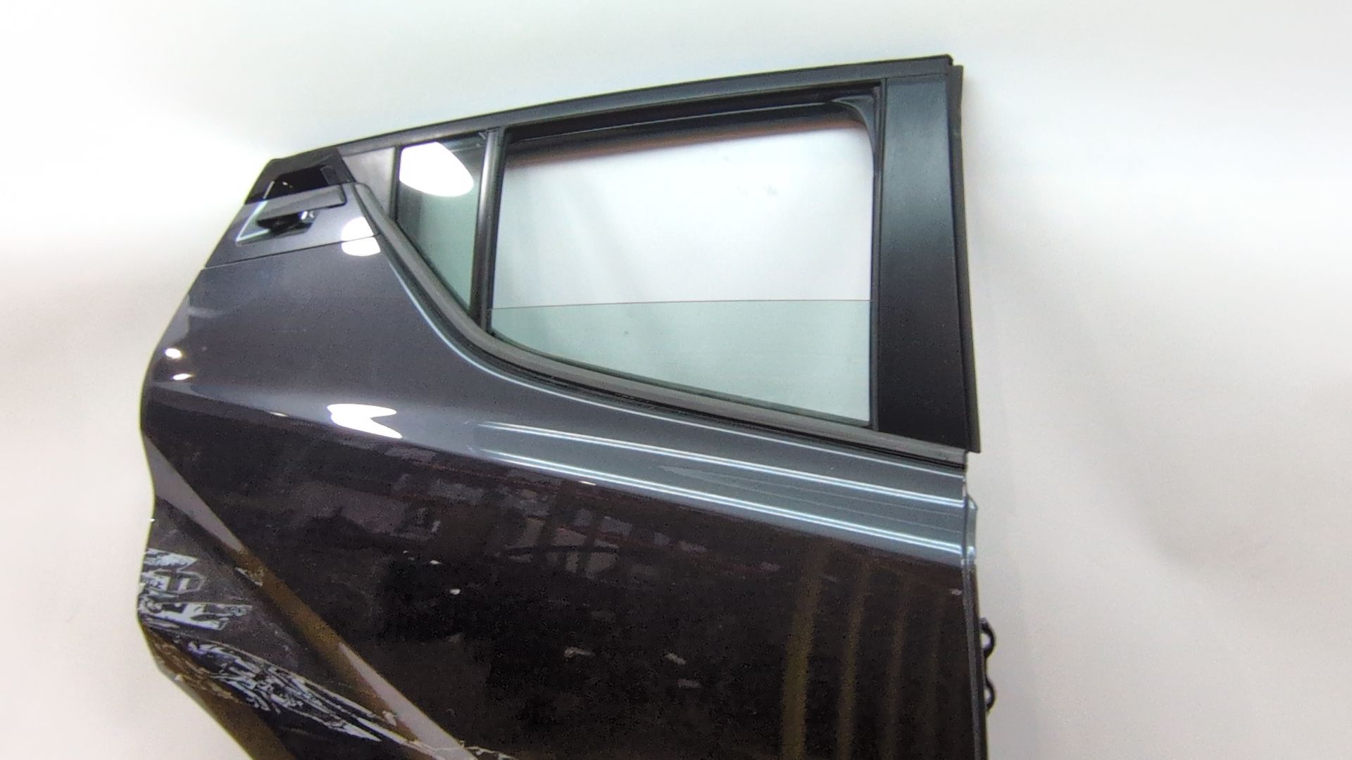 puerta_trasera_derecha_67003f4010_color_1g3_toyota_c_hr_x1_1_8_hybrid_zyx10_zyx11