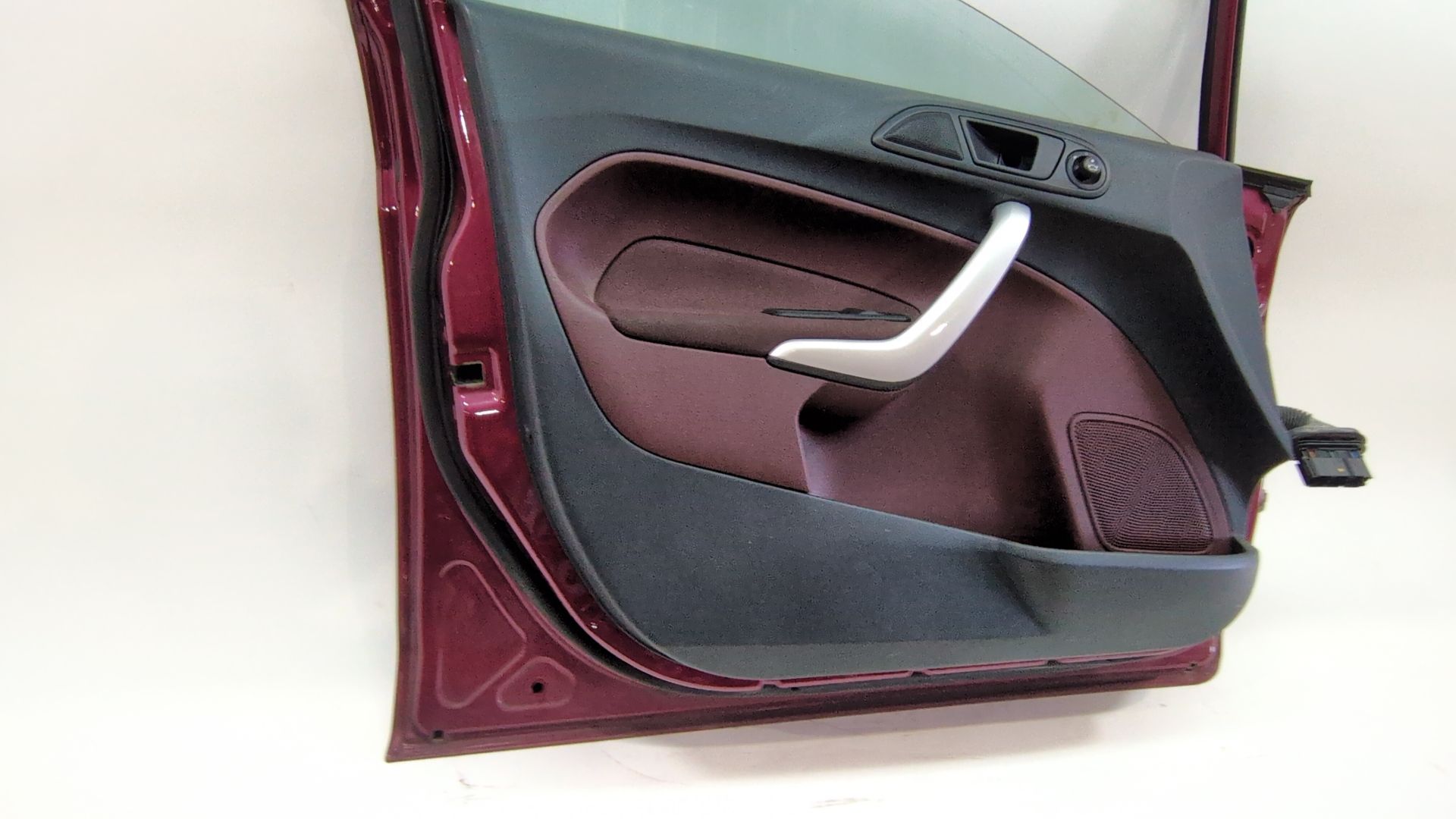 puerta_delantera_izquierda_1806115_ford_fiesta_vi_cb1_ccn_1_4