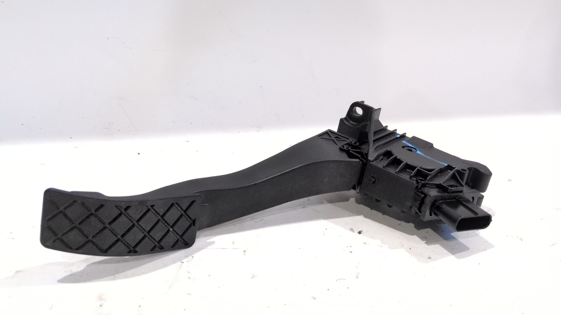 potenciometro_pedal_5q1723503l_6pv010621_5q1_723_503_l_volkswagen_t_roc_a11_d11_2_0_tdi_scr