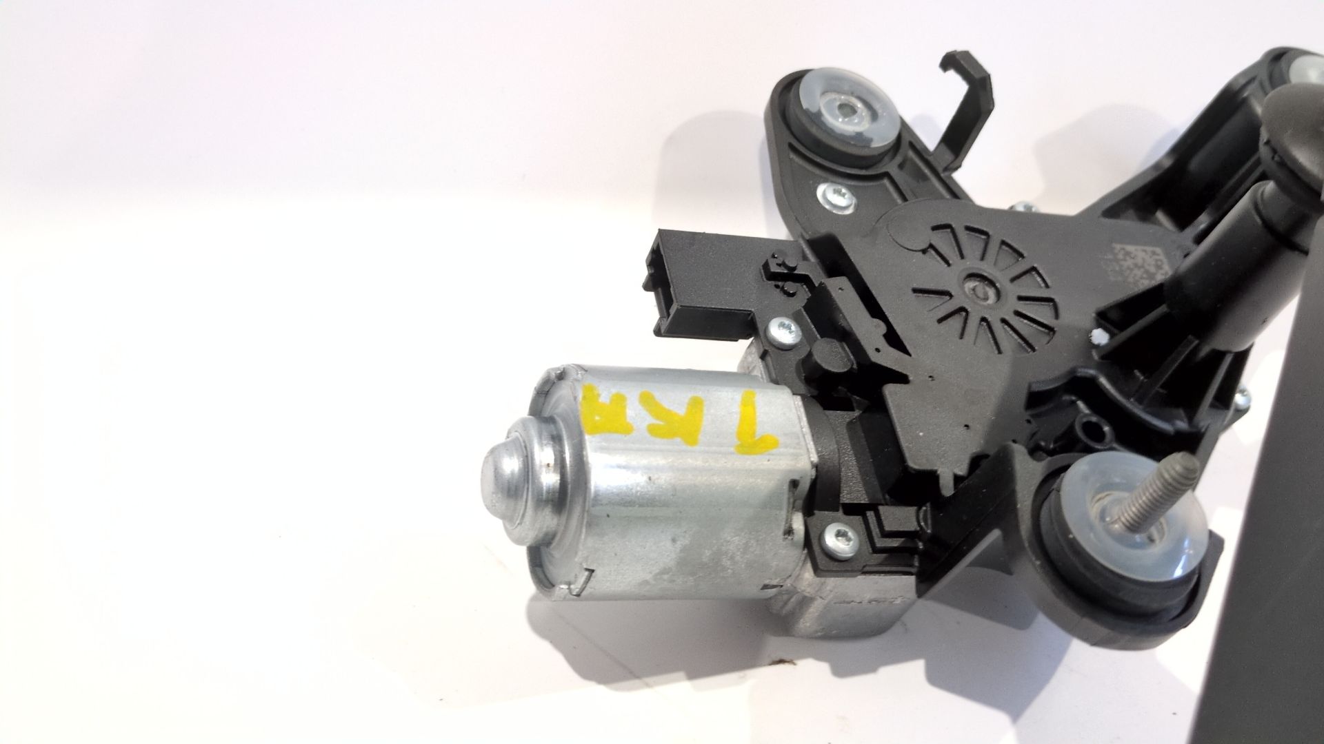 motor_limpia_trasero_9819900080_opel_mokka_1_2_76