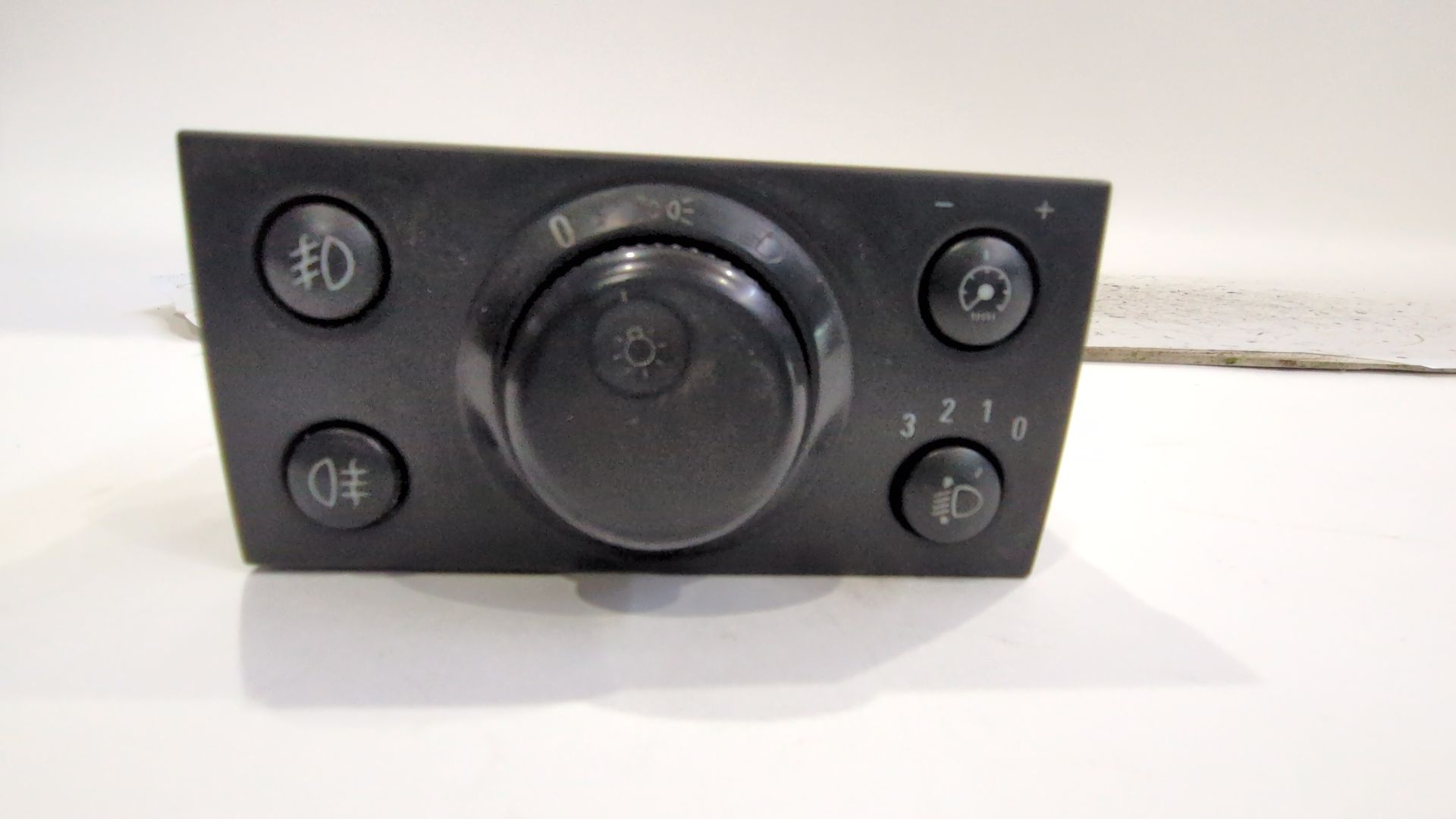 conmutador_de_luces_9185881_lk06060000_opel_vectra_c_z02_2_2_dti_16v_f69