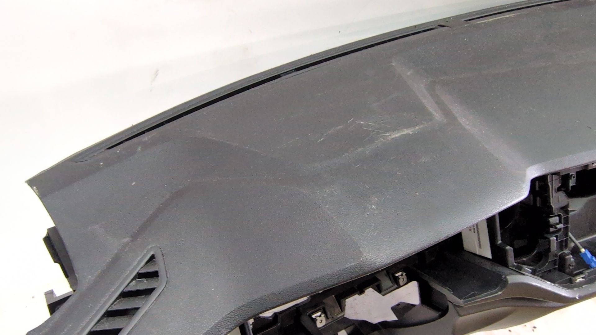 salpicadero_2ga857003a_2ga880204d_2ga_857_003_a_volkswagen_t_roc_a11_d11_2_0_tdi_scr