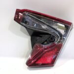 piloto_trasero_derecho_interior_81580f412000_200379201_81580_f4120_00_toyota_c_hr_x1_1_8_hybrid_zyx10_zyx11