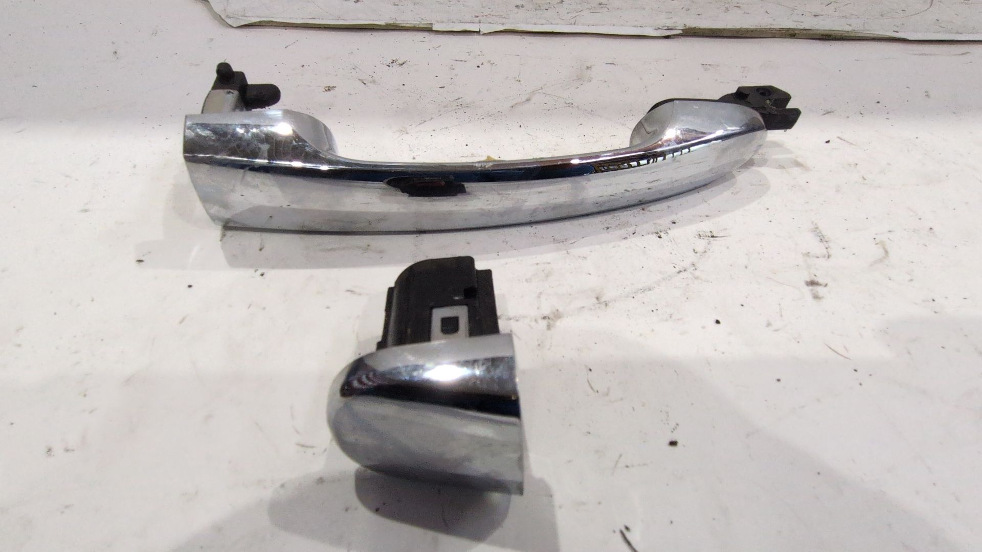 maneta_exterior_delantera_derecha_242530_ford_ka_ru8_1_2