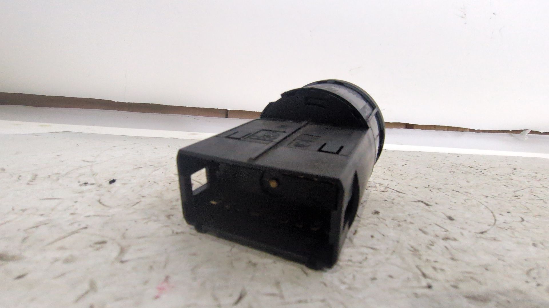 conmutador_de_luces_1c0941531_bk71c0941531_1c0_941_531_volkswagen_passat_b5_3b2_1_9_tdi