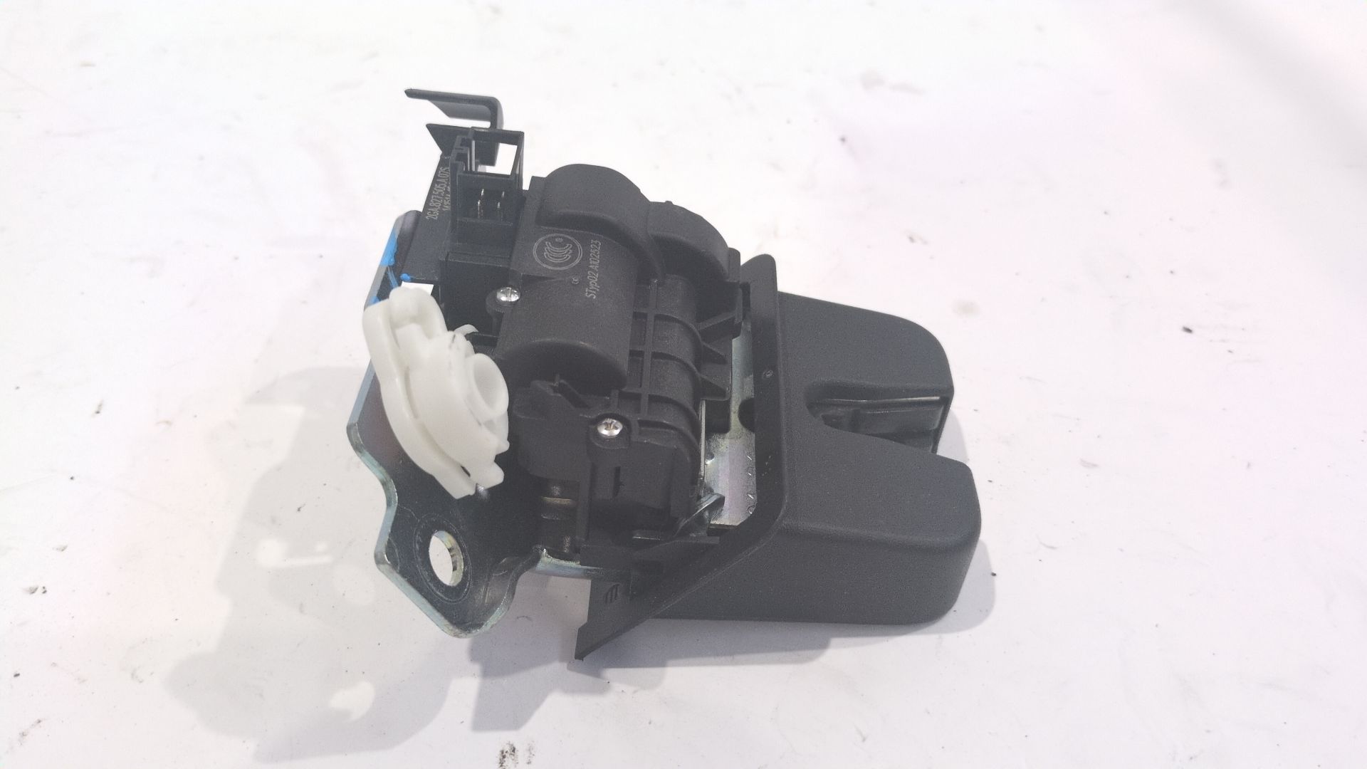 cerradura_maletero_porton_2ga827505a07s_2ga_827_505_a07s_volkswagen_t_roc_a11_d11_2_0_tdi_scr